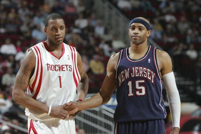 何站到了一 何站到了一