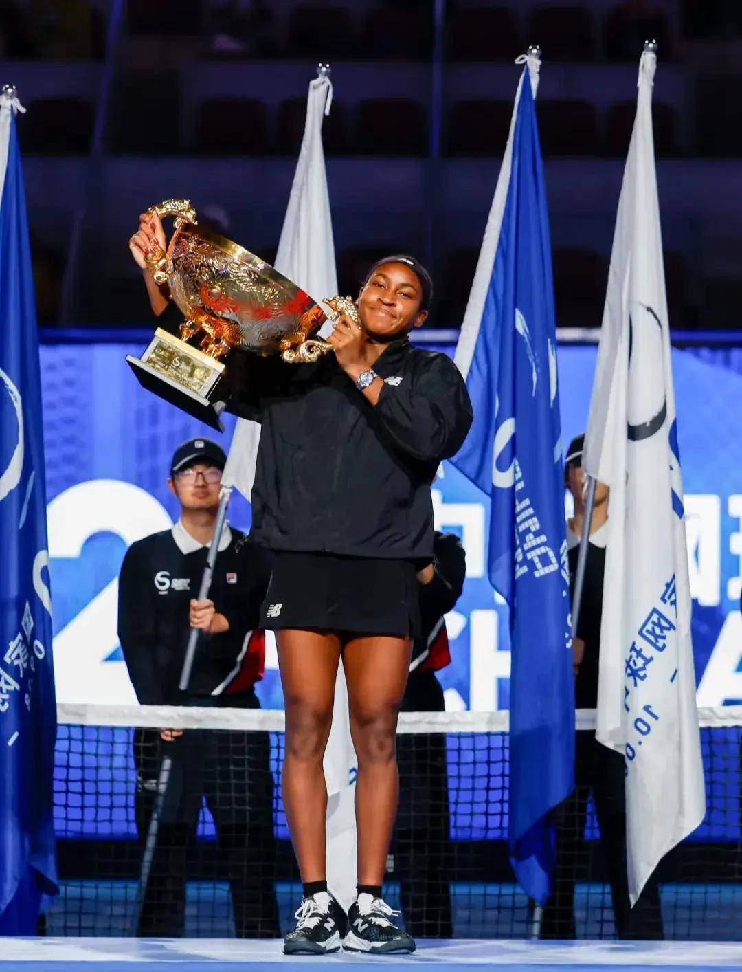 赛事期间吸 赛事期间吸